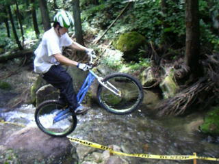 ���J�����I��@�ς�����t���[���ł���