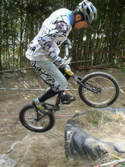 ����B��̃G���[�g�I��