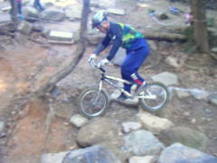 �s���{�P�ŃX�C�}�Z���c