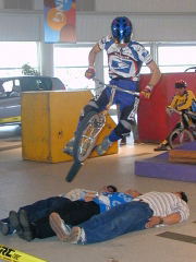 �p�������łR�l���H