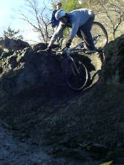 �n���K�[���オ���Ă�j�n�w�w�͉��肪���ӁH