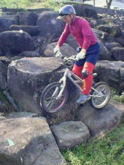 �X�^�b�t���G���g���[�A����J�l�ł�