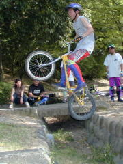 �ނɂƂ��Ă��̈ʂ̍a�͒��ёO�ł�