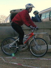 ���̃}�V���̓��A���̂l�n�m�s�x �a�Q�R�OHYDRA�ł�