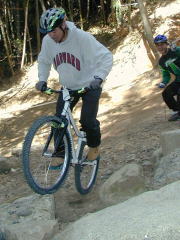 ���̂O�R�o�Y�[�J