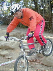 �Ȃ񂾂����]�Ԃ����z�c