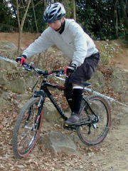 �����Ƀw�����b�g�̕R���c