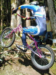 �������A�����}�V���ł��B�@���Ƀt�H�[�N�c