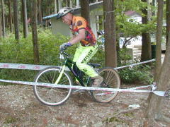 �w�A�[�X�^�C�����Ɠ��ł����A�w�����b�g�Ō����܂���