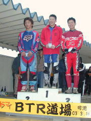 �G���[�g�N���X�\����