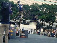 �ǂ��`���I