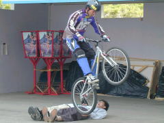 �l�ԃW�����v