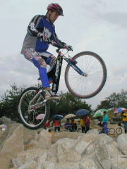 �t���T�X���C�_�[���蒅���܂�����