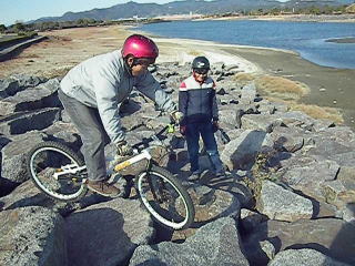 �T�d�ɉ����イ�̂�������