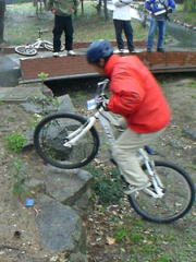 �A�L���y����