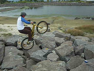 ���l�Ƃ��q�l��A��ĎQ��@�h��Z�͓��ӂł����R�e�R�e�͋��炵���c