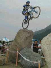 �L���j�T�I��