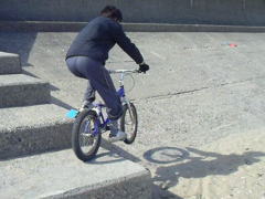 �w�����b�g����܂��傤