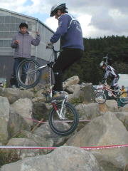 �������A�p�[�c�͂l�n�m�s�x����