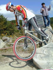 �g�b�v�`���[�u�������ق����X�e����Z���ł��ėǂ���ł��B�@�ƌ����Ă��܂���