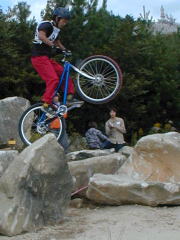 �ÎQ�̃��C�_�[�̈�l�ł���