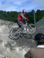 �}�X�^�[�̏o���ɋ߂��Ƃ���ł�