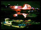 新川橋と漁船
