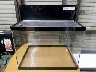 中古水槽 - 川合観賞魚