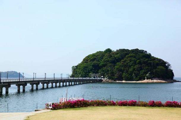 三河湾・天然記念物の島、竹島
