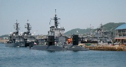 潜水艦バース