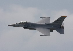 F16