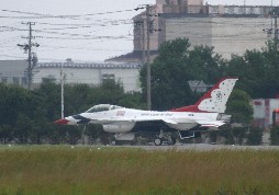 サンダーバーズ
