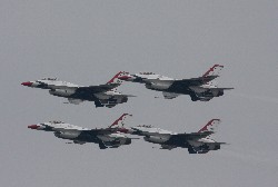 サンダーバーズ