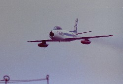 F86ブルー