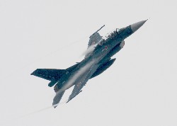 F2