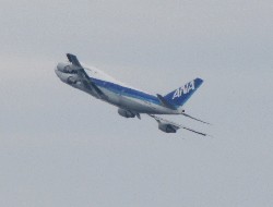 B747