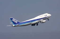 B747