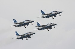 ブルーインパルス