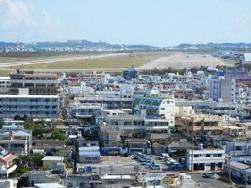普天間基地