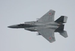 F15
