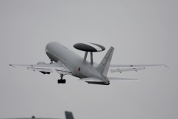 E767