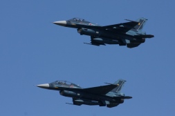 F2
