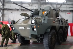 6輪装甲車