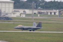 F22