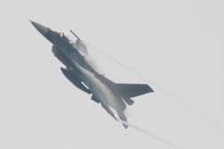 F2