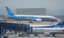 B787