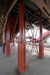半田駅