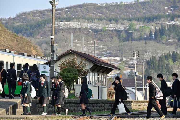 登校列車 登校列車