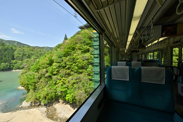 汽車の旅はボックスシート 汽車の旅はボックスシート